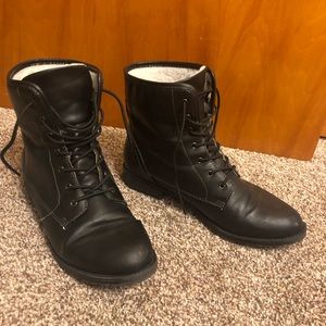 Sporto Julia Fur Lined Combat Boots Womens Size 8